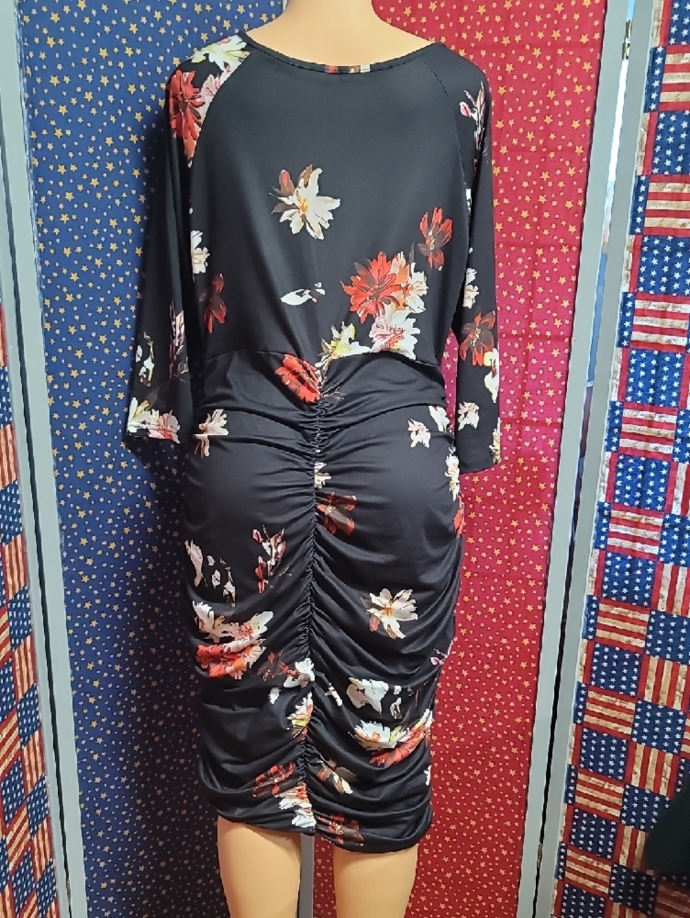 Black Floral Ruched Wrap Dress - Picture 2 of 3